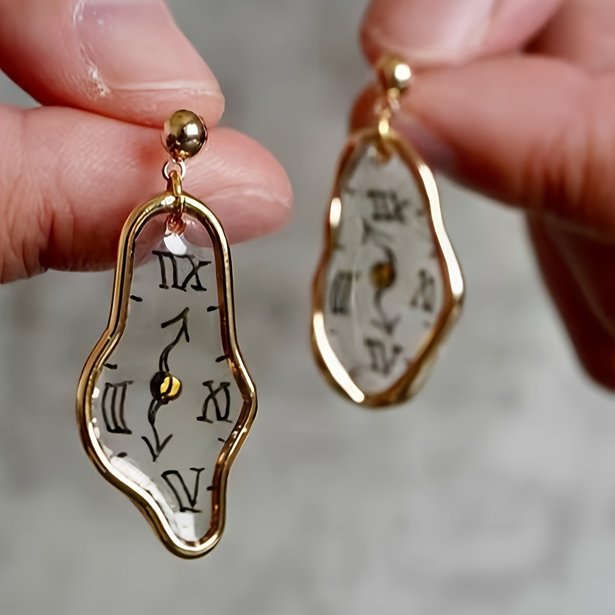 Chic Punk-Inspired Acrylic Clock Dangle Earrings - Vintage & Elegant Style for Casual Attire