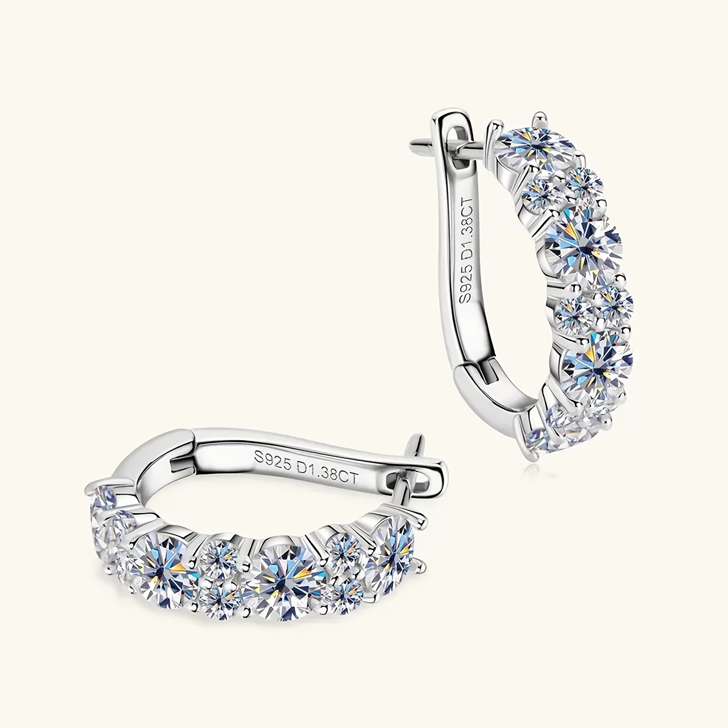 A Pair Of Fashionable Earrings for Women, 925 Silver D-shaped 1.38ct Moissanite Earrings, Elegant And Exquisite, A Festival Gift, Women's Earrings, Jewelry Gift, Earrings for Women, Mother's Day Gift, High-quality Women's Jewelry, Gift Box As A Gift